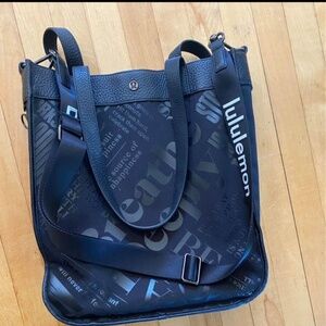 Lululemon Now and Always tote bag with shoulder strap